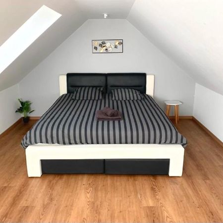 Apartmán Loft Evasion , Parking Gratuit , 5 Min Auxerre Monéteau Exteriér fotografie